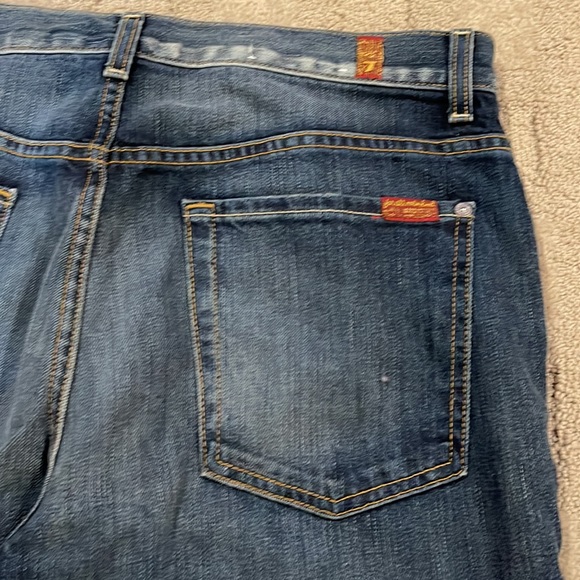 7 for all mankind boyfriend Jean size 31 worn once, whispered denim - Picture 6 of 12